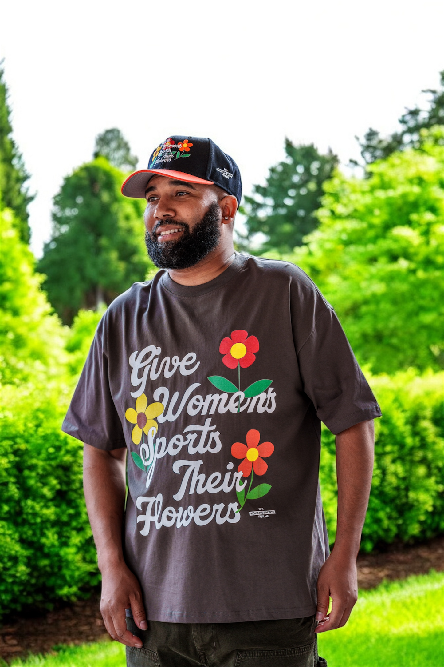 Give Women's Sports Their Flowers - Boxy Tee - Klever Shirtz